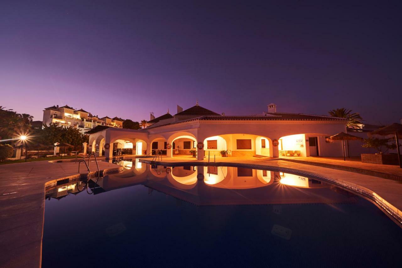 Hotel Bajamar Ancladero Playa Nerja Exterior foto
